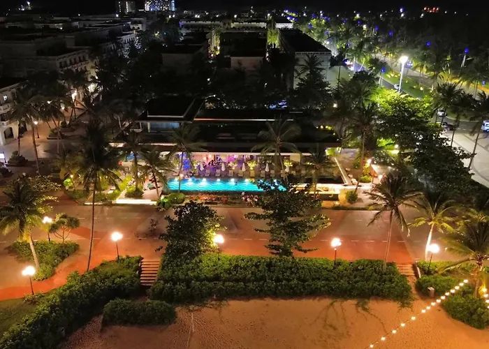 Marina Seaside Boutique Hotel Phu Quoc - Beach And Infinity Pools - Premium Solar Energy